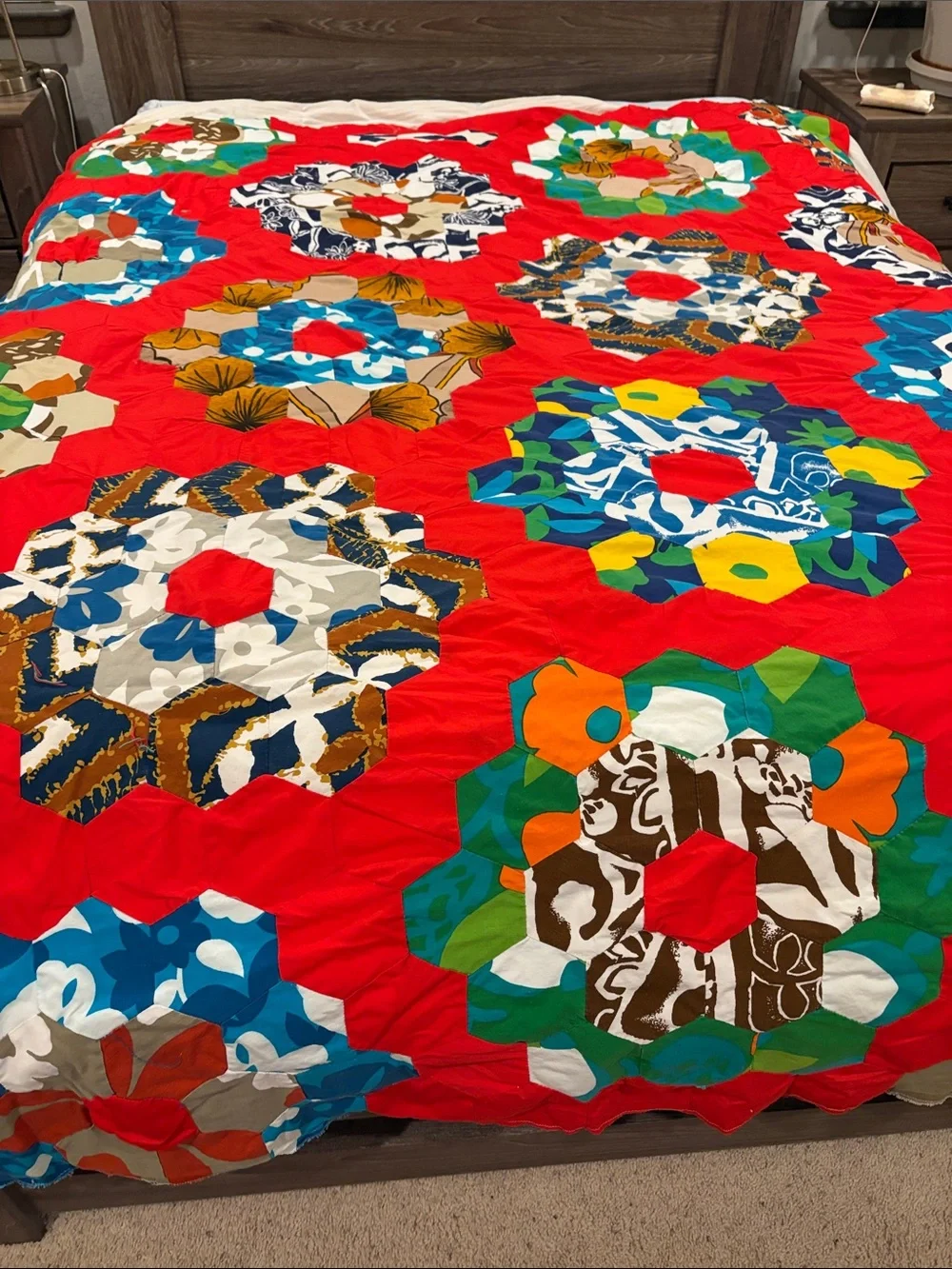 Hand stitched Grandmas Garden Floral Patchwork Quilt Topper 70x84